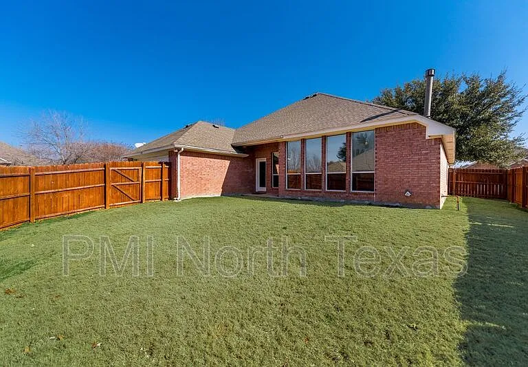 4911 Lakeland Dr — Photo 25