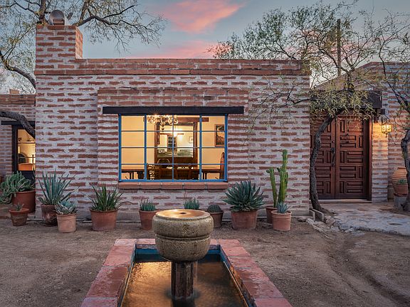 North facade, looking towards the dining room window.