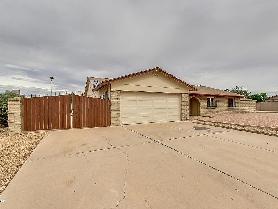 1st image of 5002 W Corrine Dr