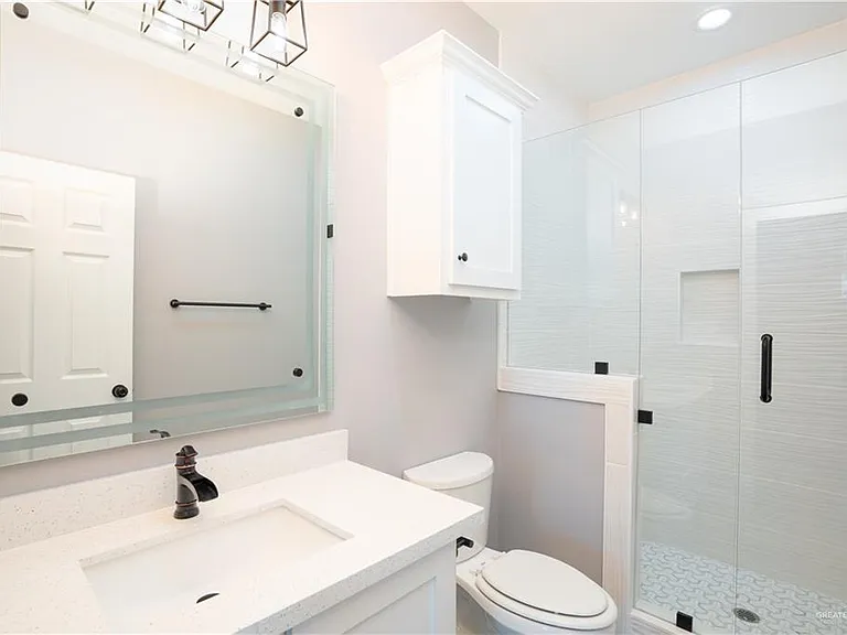 1013 Magnolia St — Photo 17