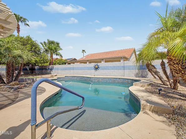 10910 E TWILIGHT Drive, Sun Lakes, AZ 85248
