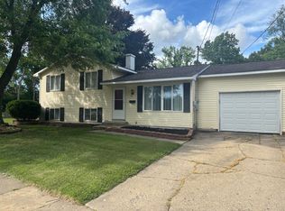 137 Apperson Rd, Battle Creek, MI 49015