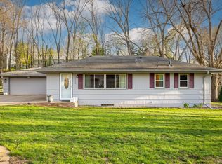 2109 W 140th St, Burnsville, MN 55337