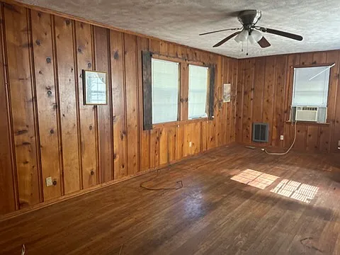 2 bed, 1258 sqft, $750 — Photo 2