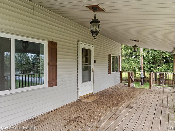 3rd image of 6512 Center Line Rd
