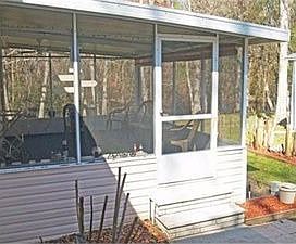 3rd image of 407 Robin Ln