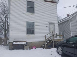 31 1/2 Oak St, Hudson Falls, NY 12839