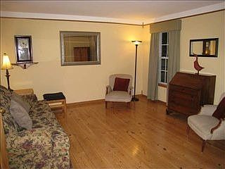 1st image of 124 Karen Ln