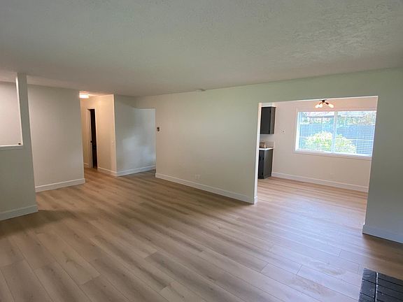 2nd image of 8111 NE 89th Ave