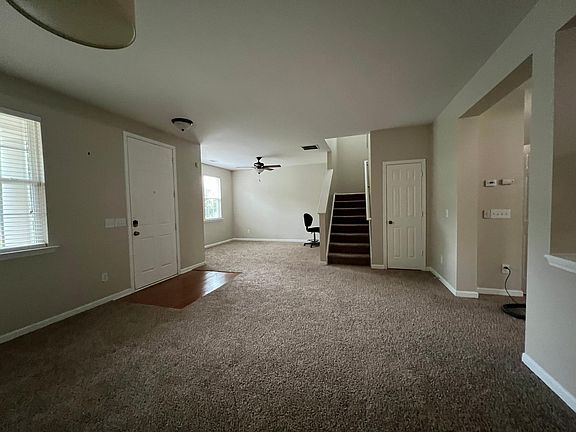 5th image of 6170 Sparkling Cove Ln