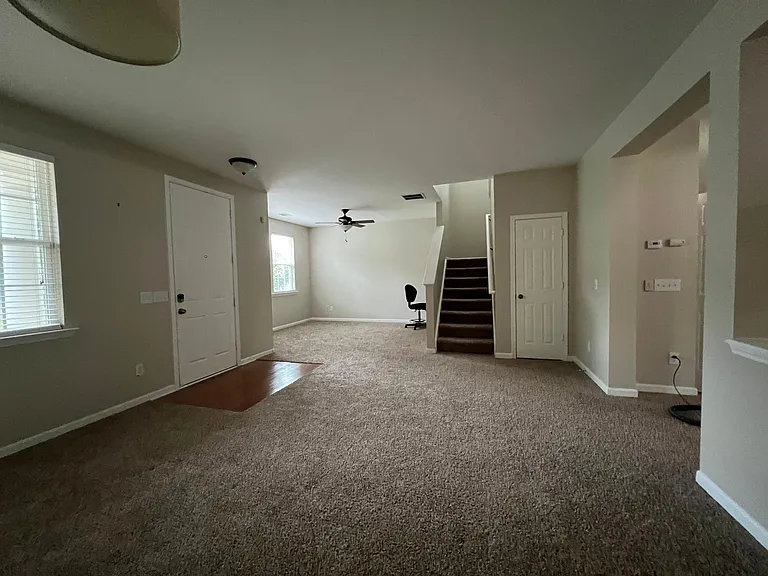 6170 Sparkling Cove Ln — Photo 5