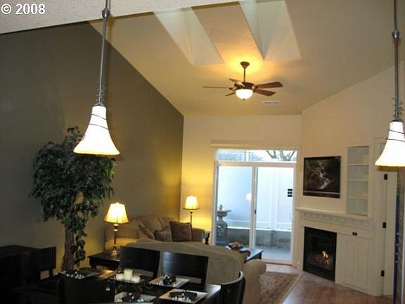2nd image of 5112 NE 74th Ct