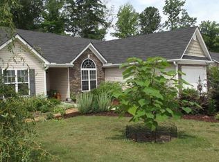 551 Walton Dr, Social Circle, GA 30025