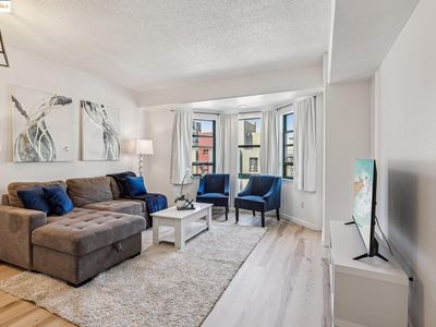 988 Franklin St APT 609, Oakland, CA, 94607