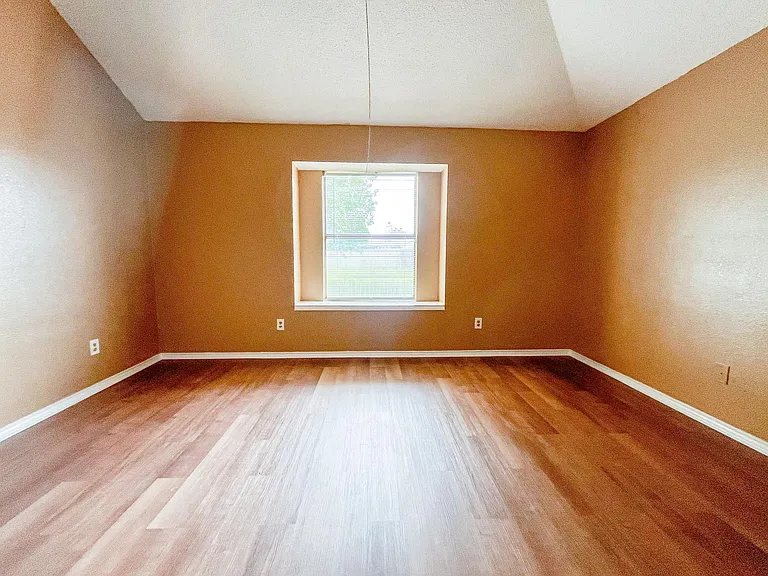 3406 Bamboo Ln — Photo 25