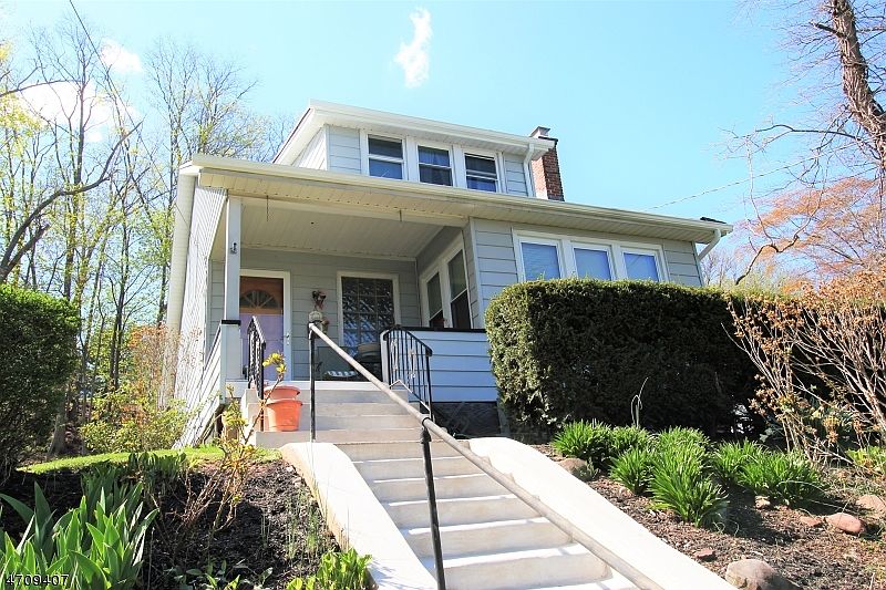 1st image of 29 Rollinson St