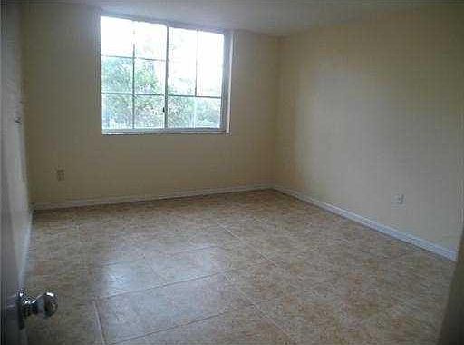 5th image of 4812 N State Road 7 #206