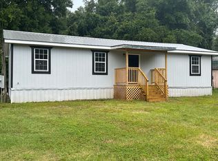 5711 Pine Dr, Milton, FL 32583