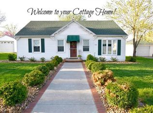 726 W 29th St, Higginsville, MO 64037