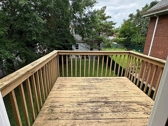 Private deck