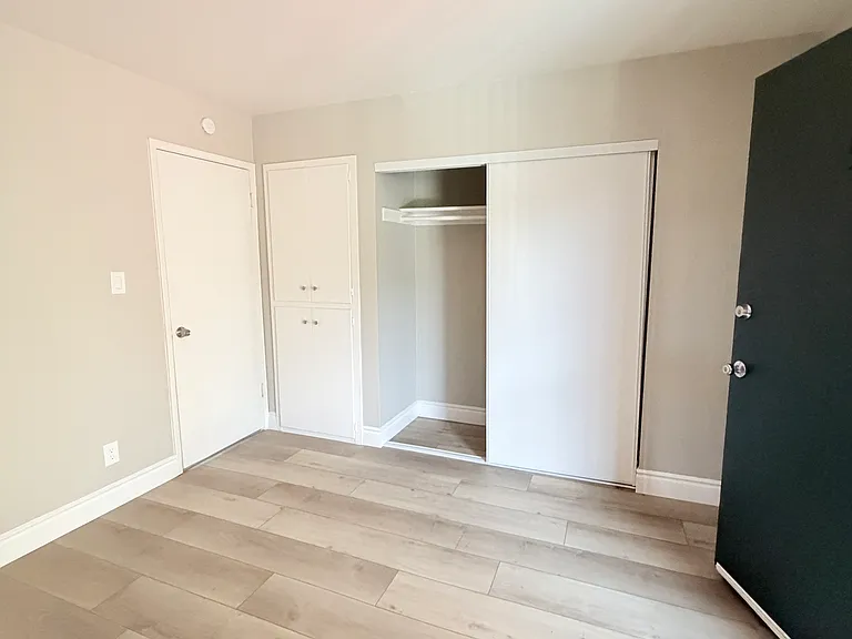 2124 90th Ave #3 — Photo 21