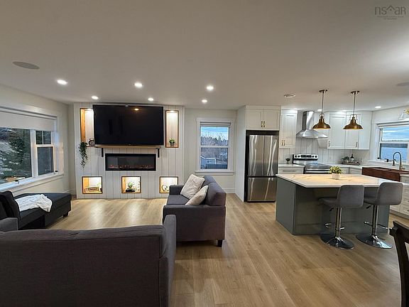 4th image of 123 Candy Mountain Rd