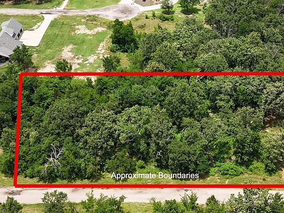 2nd image of Nicklaus Dr