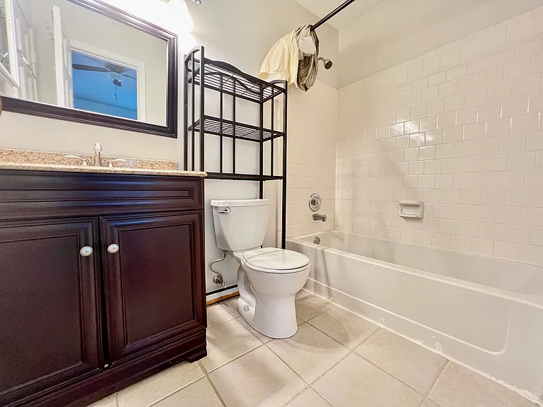 601 Wedgewood Way — Photo 13