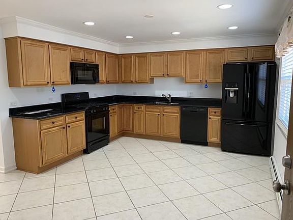 3rd image of 2742 N 73rd Ct