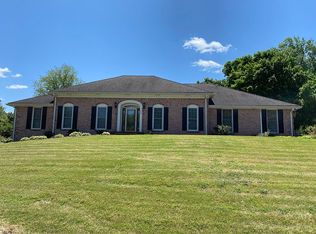 360 Saddle Creek Dr, Roswell, GA 30076