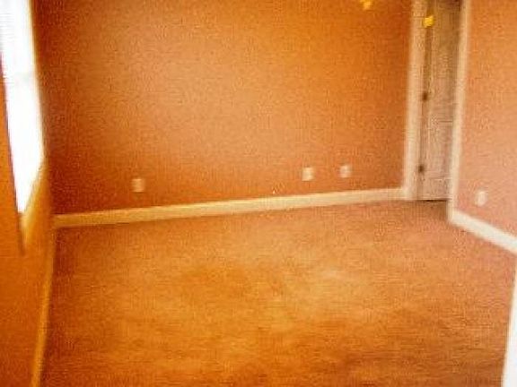 3rd image of 114 Margate Dr