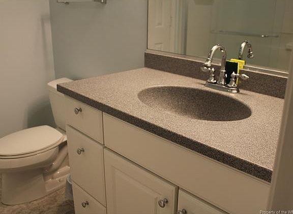 5th image of 3333 Lancaster Ln