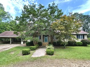 12 Lang Cir, Columbia, MS 39429