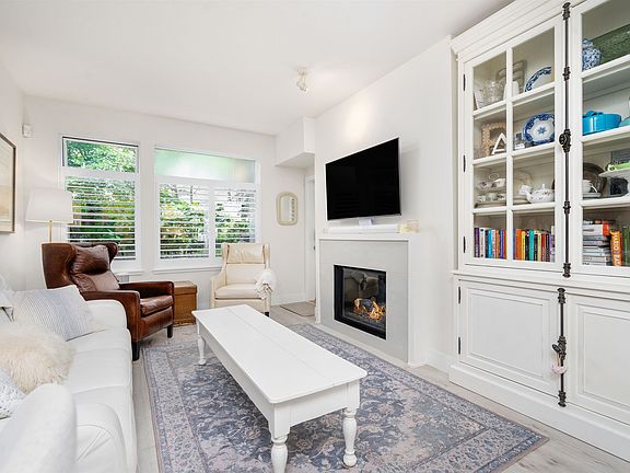 2nd image of 5955 Iona Dr #108