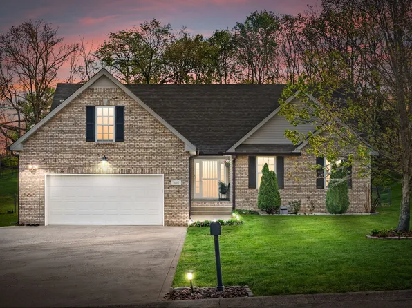 1697 Windriver Rd, Clarksville, TN 37042