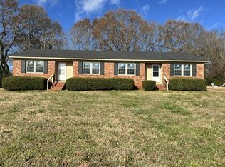 1608 Springs Rd #A, Boiling Springs, SC 29316