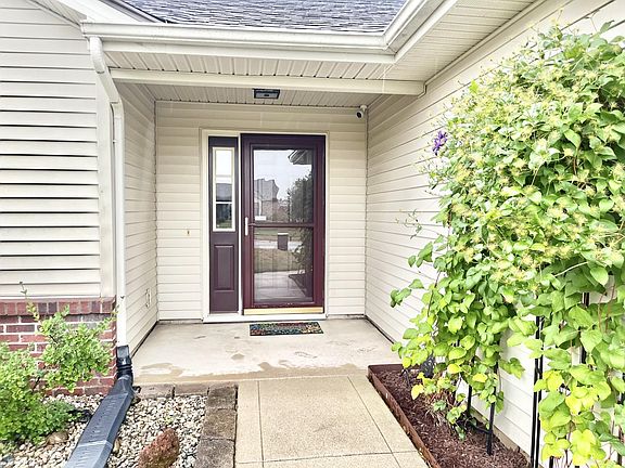 5th image of 8014 Franchesca Way