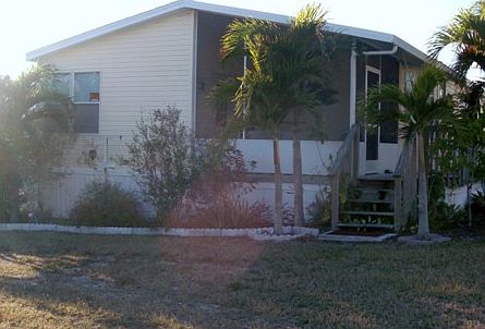 1st image of 1180 Chokoloskee Dr #3