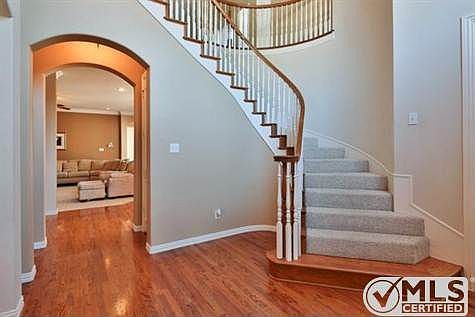 4th image of 3330 Kendall Ln