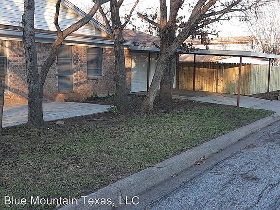 4th image of 700 Bridle Ave