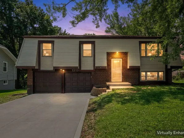 1313 NW 64th Ter, Kansas City, MO 64118