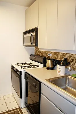 Rented by Corcoran | media 25