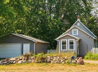 3330 Centerville Rd, Vadnais Heights, MN 55127