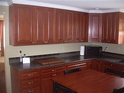 3rd image of 6085 Honeygate Dr