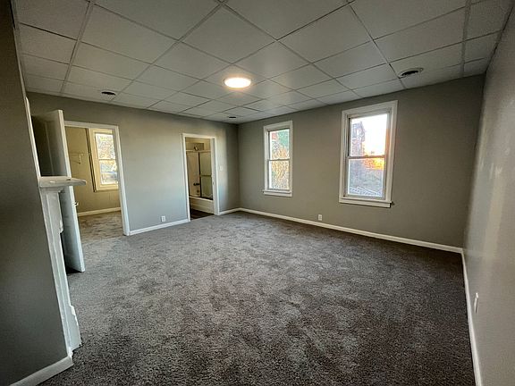 3rd image of 457 Hays Ave Floor 2