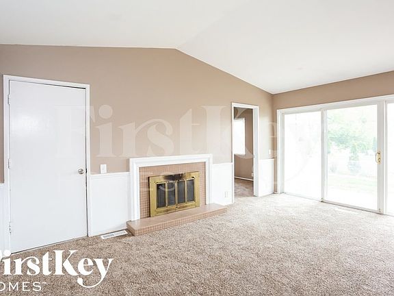 2nd image of 3310 Hambletonian Dr