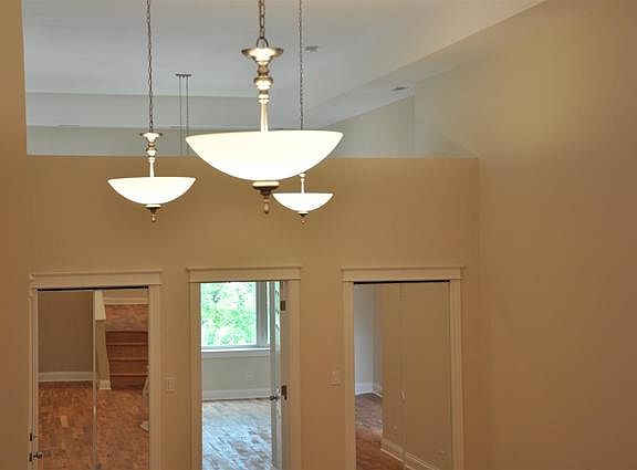 5th image of 1930 N Leclaire Ave #2