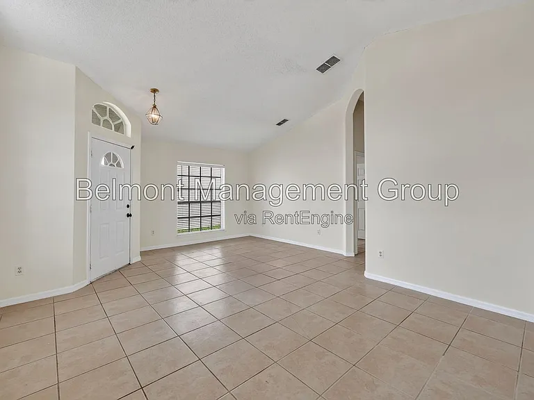 2127 Korat Ln — Photo 4
