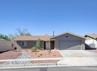 5208 Hattiesburg Ave NW, Albuquerque, NM 87120