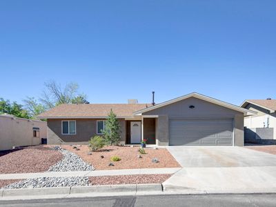 5208 Hattiesburg Ave NW, Albuquerque, NM, 87120